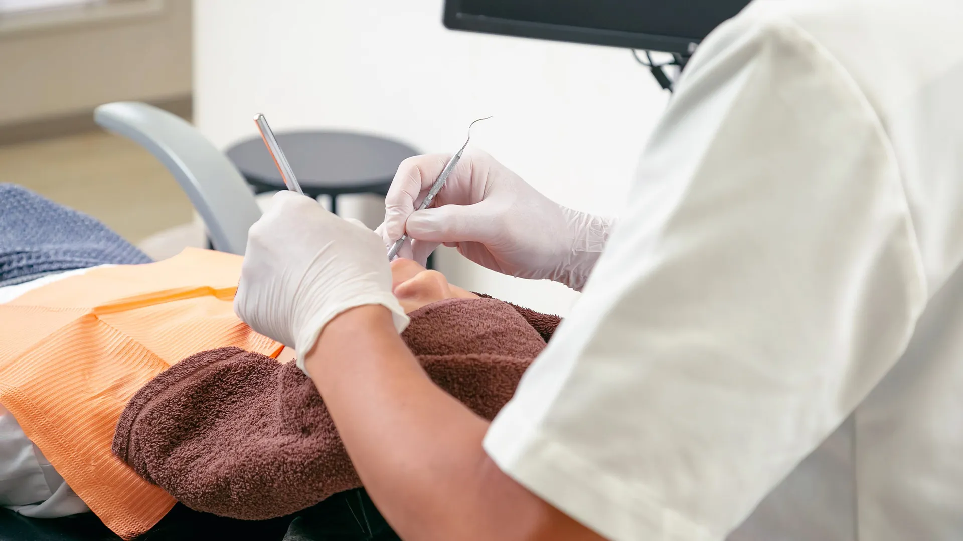 盆栽町歯いしゃ